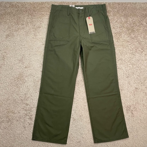 NEW LEVI'S Ribcage Straight Ankle Utility Pants in Khaki-Green Size 32 X 29 NWT - Picture 9 of 16